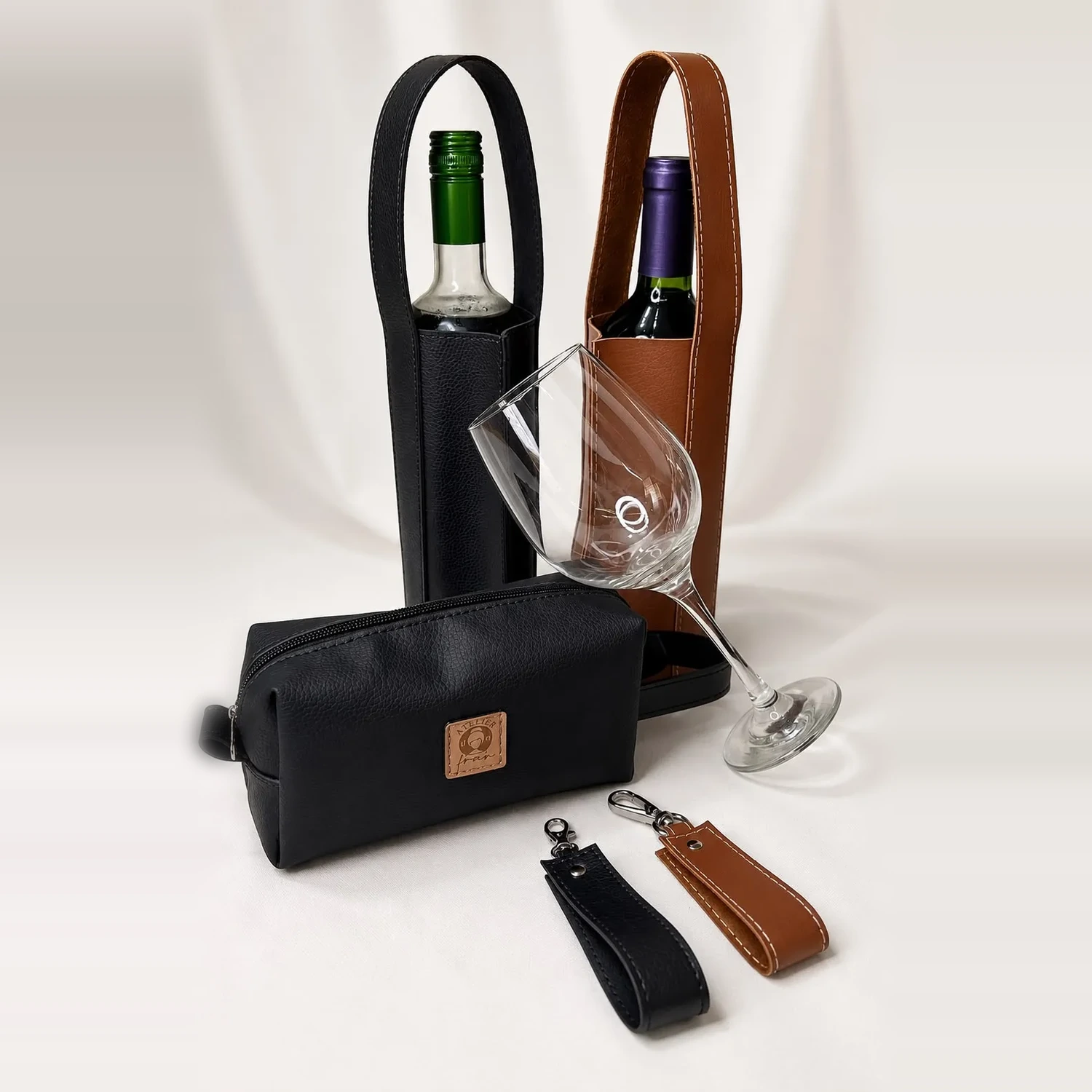 Kit de Dia dos Pais do Atelier da Fran: porta-vinho, nécessaire e chaveiro